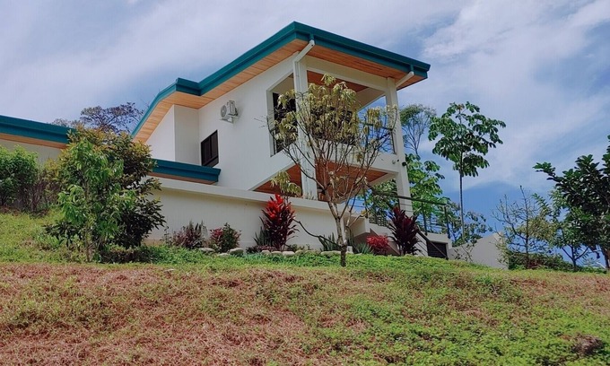 Acoyapa Casa | Beautiful 3B / 2.5B New House with private pool surrounded by Jungle & Mountains