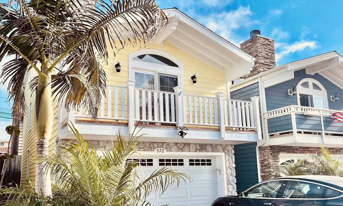 Silver Strand Casa | Beautiful 3bd,3 bt home, minutes from the beach