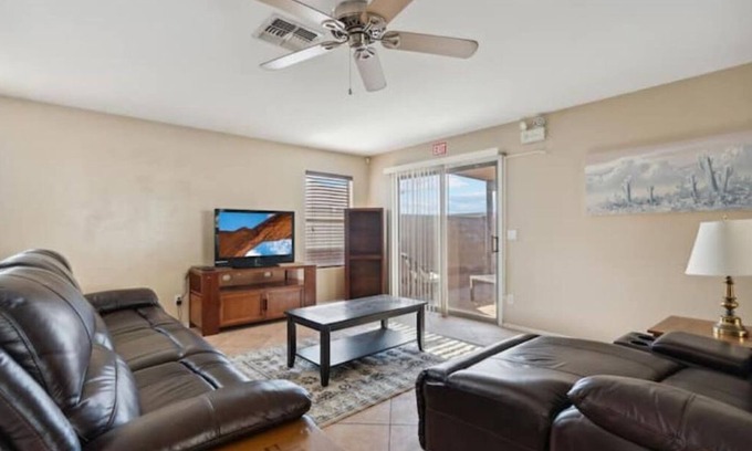 Maricopa Casa | Beautiful 3bdrm with 6XL twin BD in Maricopa-AZ