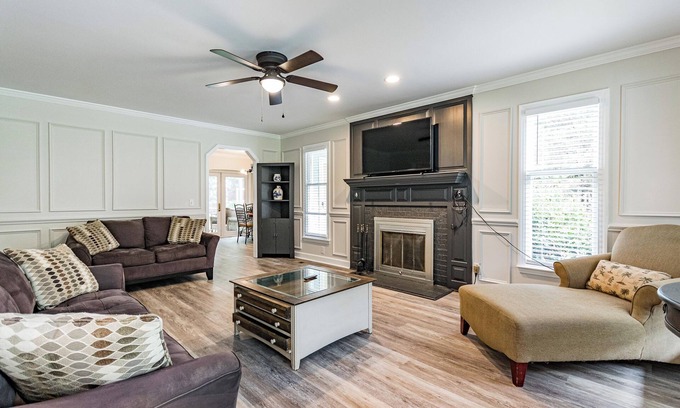 Fuquay-Varina Casa | Beautiful 3bed/2bath ranch - starts @ 3.5k/month