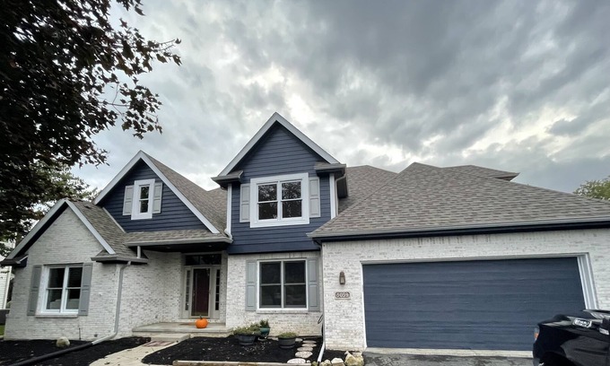 Sylvania Casa | Beautiful 4 Bed, Game Room, Fire Pit, Backyard