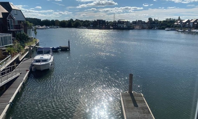 Abingdon Casa | Beautiful 4 bed, on the Marina, Abingdon, Oxford