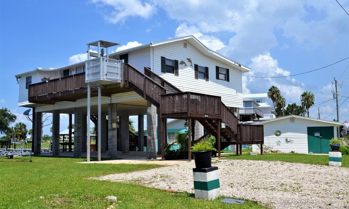 Keaton Beach Casa | Beautiful 4 bedroom, 3 bath house on the main canal at Keaton Beach Florida.
