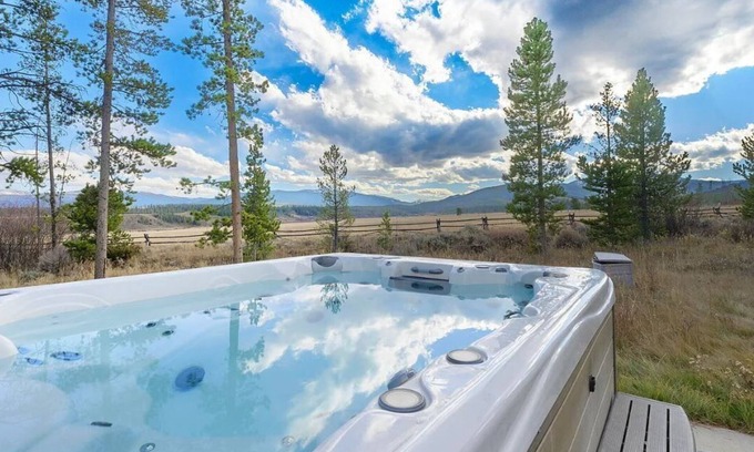 Fraser Casa | Beautiful 4-bedroom house on 8 acres near Fraser - privacy and amazing views!
