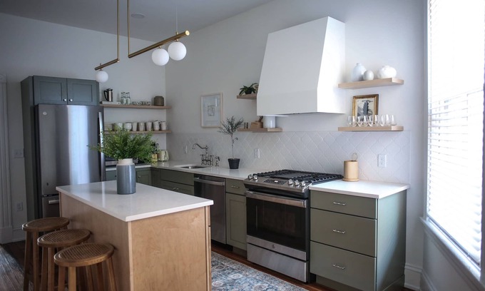 Lancaster Casa | Beautiful 4bd, 2.5ba Lancaster Center City Townhome