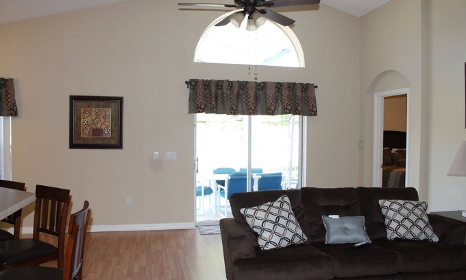 Highgate Park Casa | ** Hermosa 4bd / 4bth casa con piscina y Hotub 9 millas lejos de las atracciones **