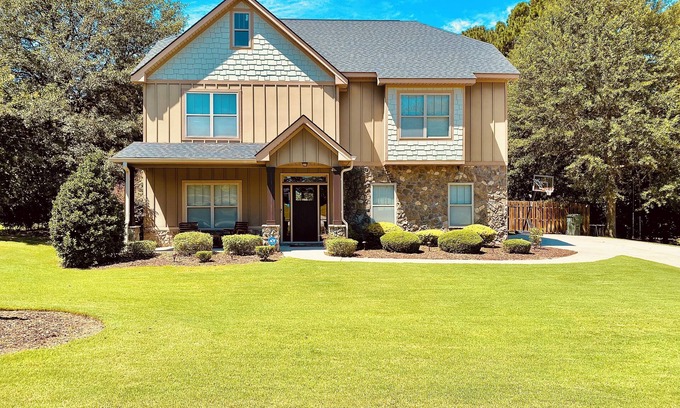 North Augusta Casa | Beautiful 5 BR, 3 BA, home only minutes away from the Masters and Peach Jam!