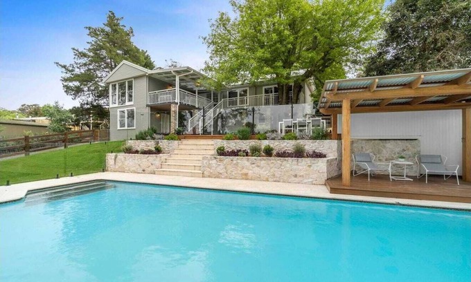 Kurmond Casa | Beautiful acreage and recently renovated house, sure to delight!
