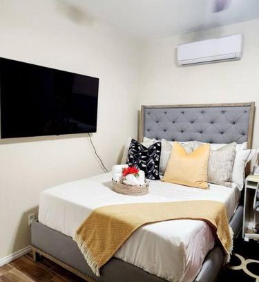 Quartz Hill Apartamento | Beautiful All Private GuestSuite