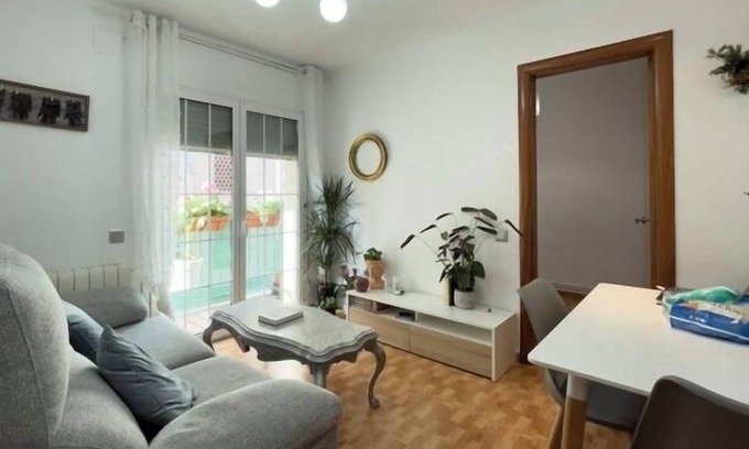 Porta Apartamento | Beautiful and central 2 double bedroom flat in Barcelona