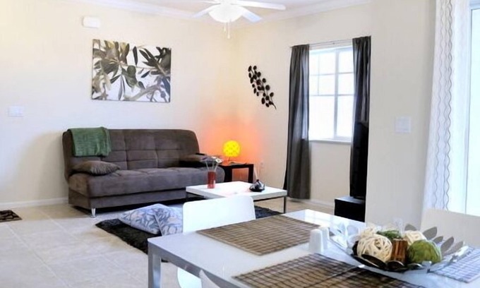 Biggar Condominio | Nuevo condominio de estilo mediterráneo cerca de hermosas playas