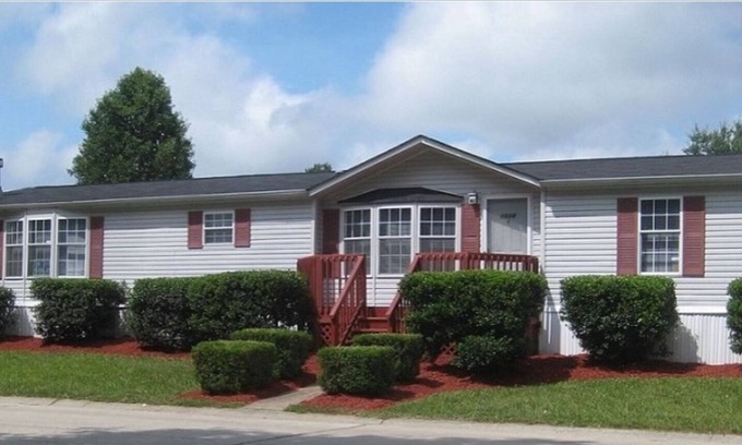 Greensboro Casa | Beautiful and cozy modular home comfortably accommodates up to 6 people