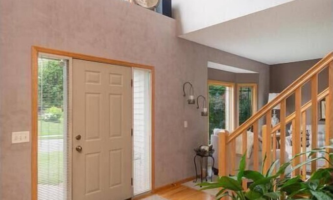 Eden Prairie Casa | Beautiful and Large house in great location Eden Prairie