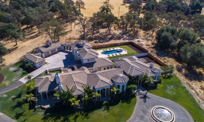 El Dorado Hills Casa | Beautiful and private estate . With breathtaking views.
