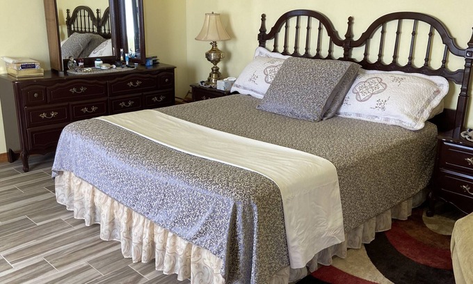 Mesilla Park Apartamento | Beautiful and relaxing in extremely quiet neighborhood