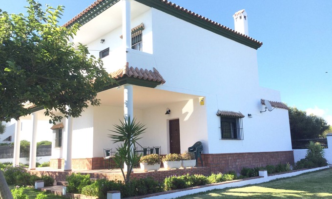 Los Caños de Meca Villa | Preciosa y amplia villa de playa y campo en Los Caños de Meca