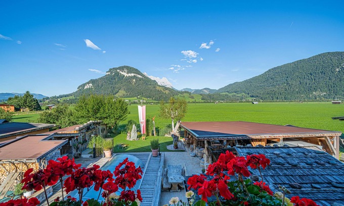 Kirchdorf in Tirol Apartamento | Beautiful apartment with pool near the lift