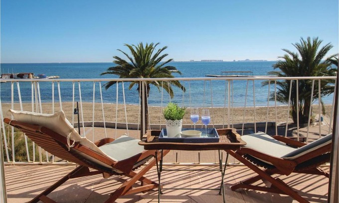 Santiago de la Ribera Apartamento | Beautiful Apartment In Santiago De La Ribera