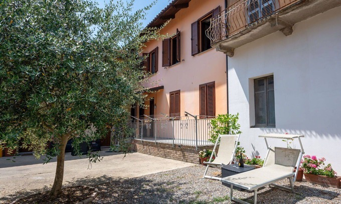 Grazzano Badoglio Apartamento | Precioso apartamento para 6 personas con A/C, WIFI, terraza y aparcamiento