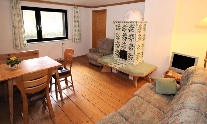 Muhldorf Apartamento | Bonito apartamento para 6 personas con WIFI, balcón, vista panorámica y aparcamiento