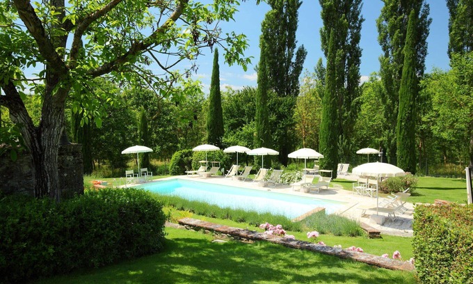 Rapolano Terme Villa | Hermoso apartamento en villa para 4 personas con piscina, WIFI, TV, patio y aparcamiento