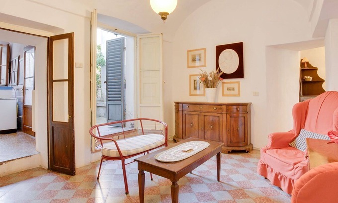 San Gimignano City Centre Apartamento | Hermoso apartamento para 6 personas con terraza y aparcamiento