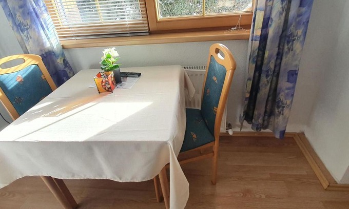 Gerlosbergeben Apartamento | Beautiful Apartment in Zell am Ziller with Balcony