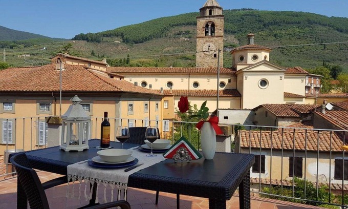 Buti Apartamento | Precioso apartamento para 7 personas con WIFI, A/C, TV, terraza, vista panorámica y aparcamiento