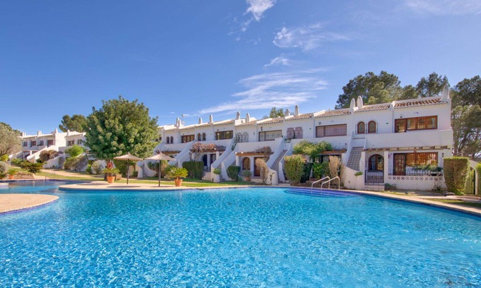 Jesus Pobre Apartamento | Hermoso apartamento para 3 personas con piscina, WIFI, TV, terraza y aparcamiento