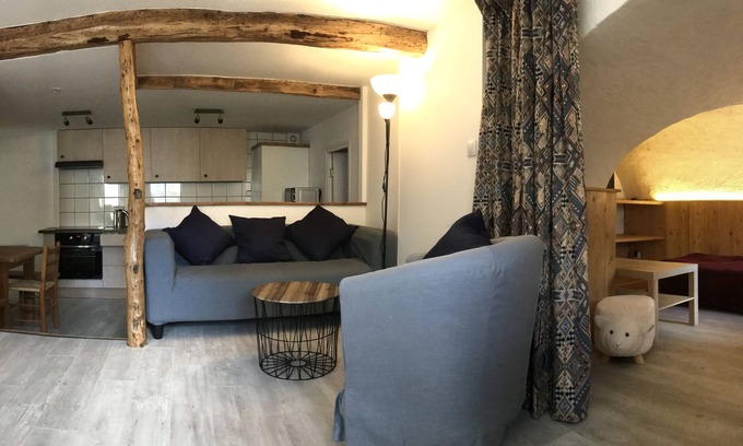 Vallouise-Pelvoux Apartamento | Precioso apartamento, lado jardín en el corazón de Vallouise.
