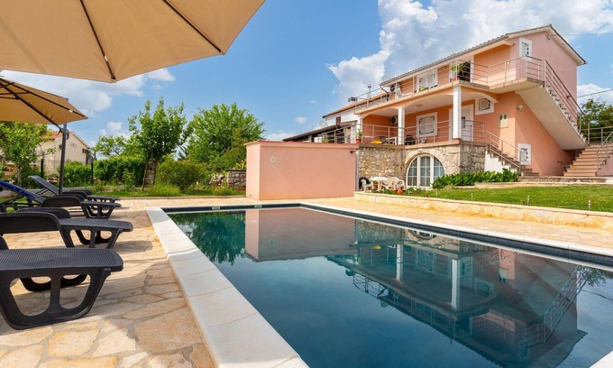 Sveti Ivan Dobrinjski Apartamento | Precioso apartamento en Malinska