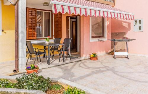 Strmac Apartamento | Beautiful Apartment In Labin With Wifi