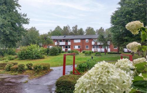 Hyltebruk Apartamento | Beautiful Apartment In Hyltebruk With Wifi