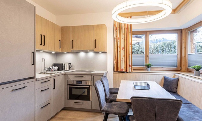 Reith bei Kitzbuehel Apartamento | Bonito apartamento para 5 personas con WIFI, jacuzzi, TV, balcón y aparcamiento