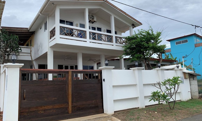 Las Tablas Casa | Beautiful Beach House and Casita at Playa Uverito, Las Tablas Panama