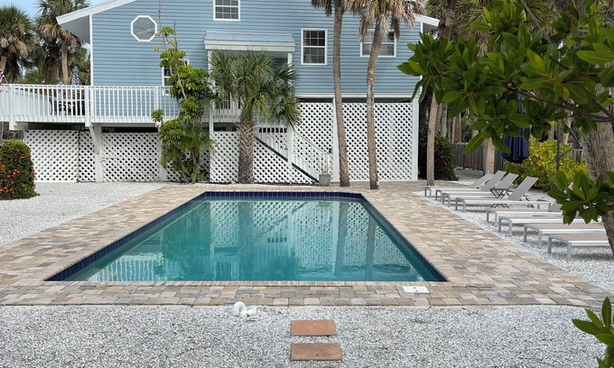 Golden Beach Casa | Hermosa casa de playa con piscina climatizada