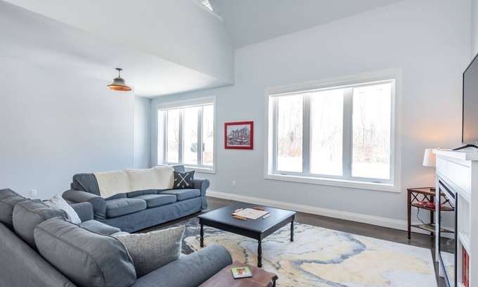 Dunnville Casa | Beautiful beach house with everything you'd ever need to just show up and relax.