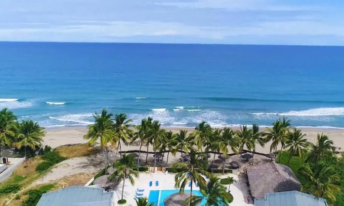 Cabarete Apartamento | Beautiful Beachfront Penthouse 2 Bdrm 2 Bath Condo
