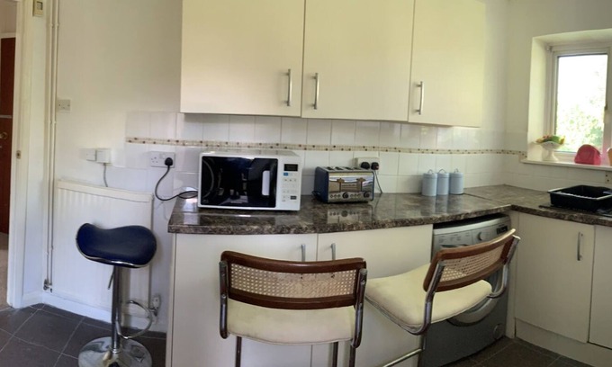 Lacey Green Casa | Beautiful big Independent Furnished Bungalow