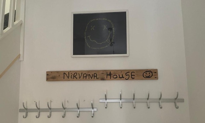 Deepcar Casa | Beautiful brand new 3-Bed House in Sheffield