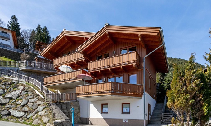 Hippach Chalet De Esquí | Beautiful chalet with stunning views over Zillertal valley