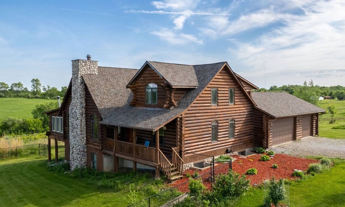 Oakdale Cabina | Beautiful Cabin on a Vineyard