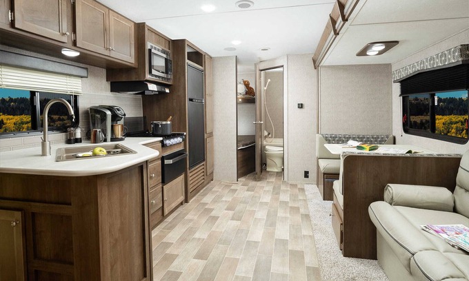Rutherfordton Alquiler De RV | Beautiful Camper on quiet lot in the foothills of Western NC