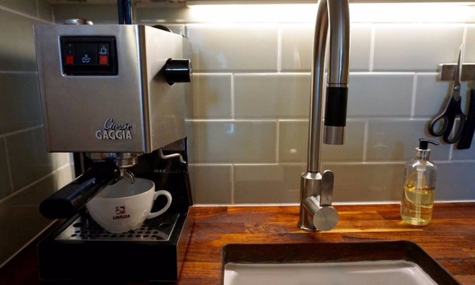 North Kensington Apartamento | Canalside 1 Bedroom Flat with Terrace