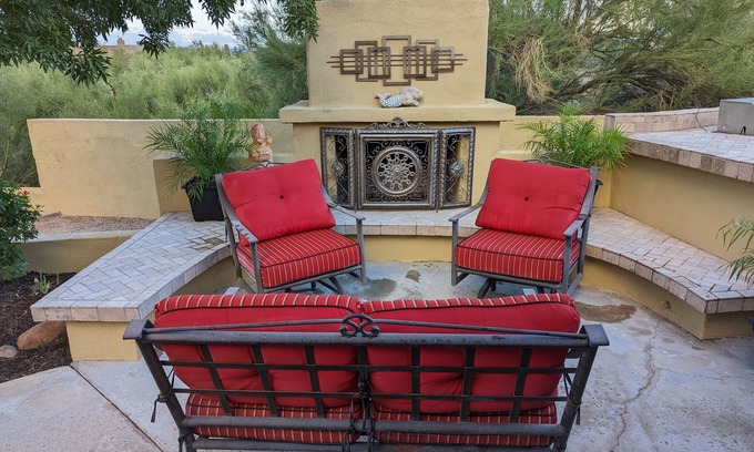 Desert View Village Casa | Beautiful Cave Creek/North Scottsdale Home 3 Bedroom-2 Bath + Casita - Acre Lot