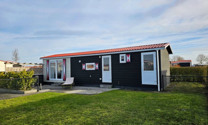 Serooskerke Chalet De Esquí | Beautiful chalet on the Zeeland coast