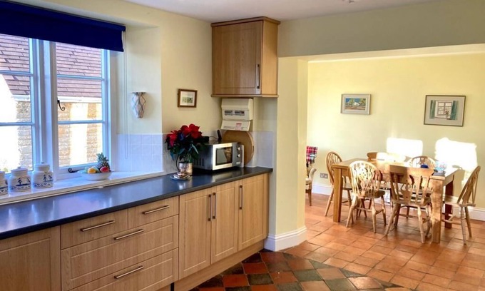 Chipping Norton Casa | Beautiful Character Cottage in the Country