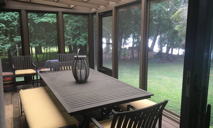 Sturgeon Bay Cabaña | Hermosa Clark Lake Cottage en el condado de Door