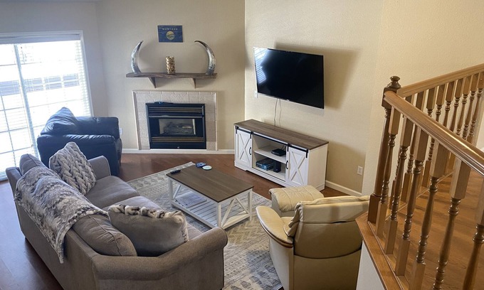 Billings Condominio | Beautiful condo in quiet neighborhood