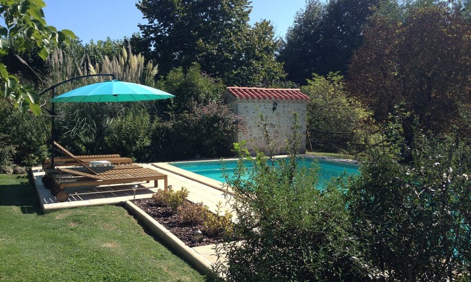 Pont-du-Casse Casa | Granero Antiguo hermosa con piscina privada